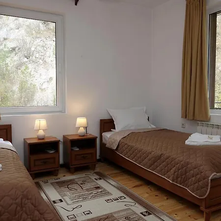 семеен орфей Hotel 2*