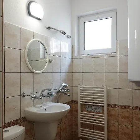 семеен орфей Hotel 2*