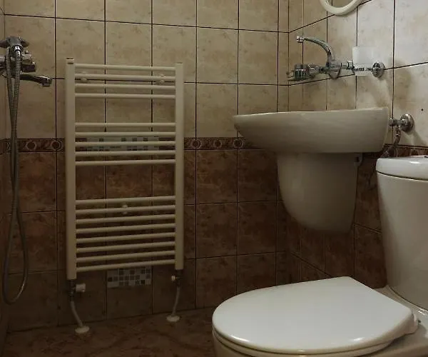 מלון семеен орфей 2*